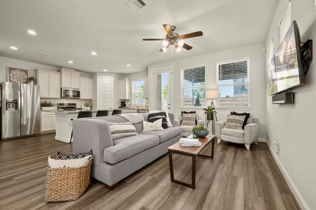 9904 Smokehouse Silo Lane, Houston, TX 77080