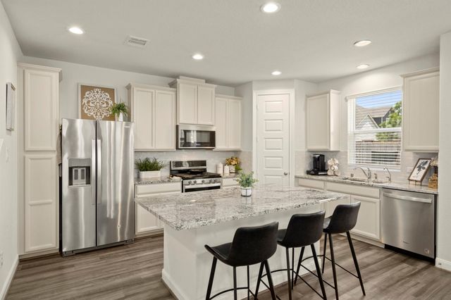 9904 Smokehouse Silo Lane, Houston, TX 77080