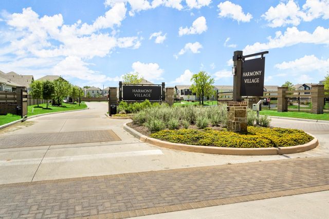 9904 Smokehouse Silo Lane, Houston, TX 77080