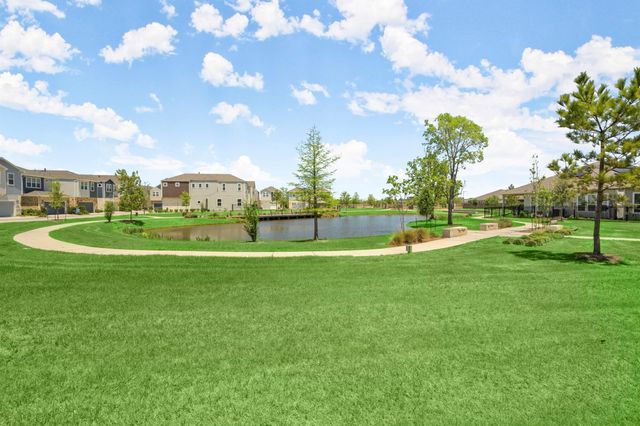 9904 Smokehouse Silo Lane, Houston, TX 77080