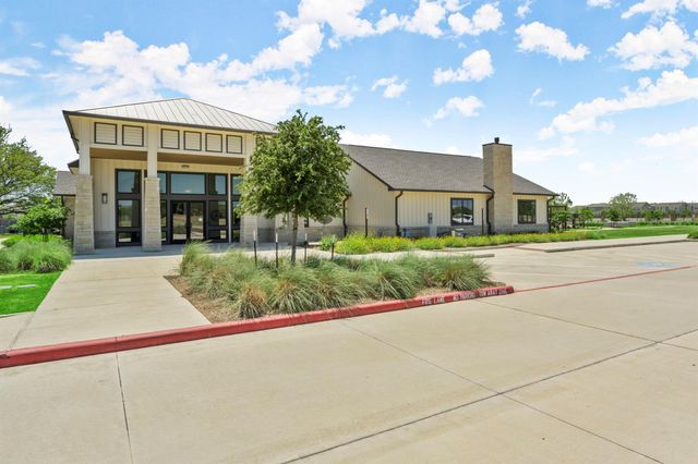 9904 Smokehouse Silo Lane, Houston, TX 77080