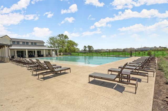 9904 Smokehouse Silo Lane, Houston, TX 77080