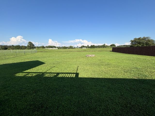 4226 Old Smithville Rd, Mcminnville, TN 37110