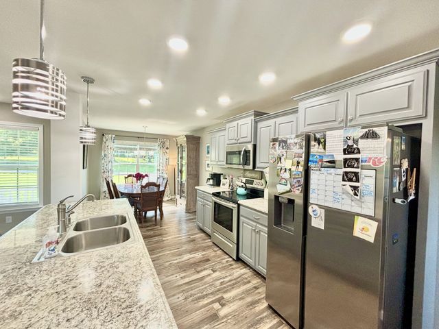 4226 Old Smithville Rd, Mcminnville, TN 37110