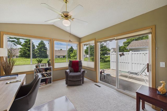 6534 Brook Lane, Savage, MN 55378