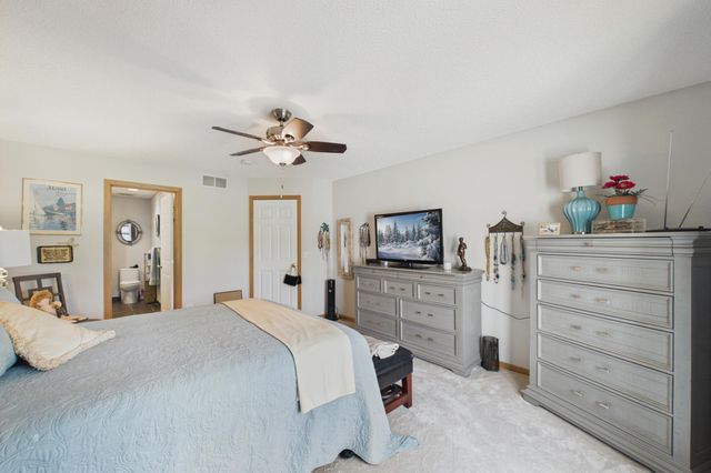 6534 Brook Lane, Savage, MN 55378