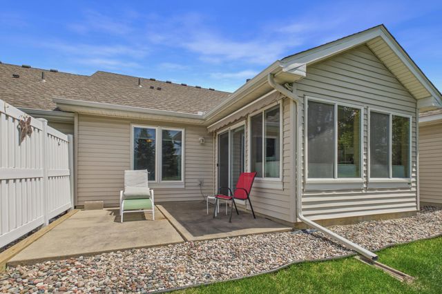 6534 Brook Lane, Savage, MN 55378