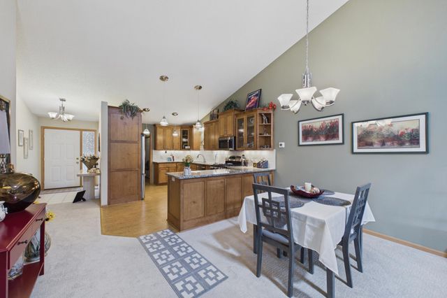 6534 Brook Lane, Savage, MN 55378