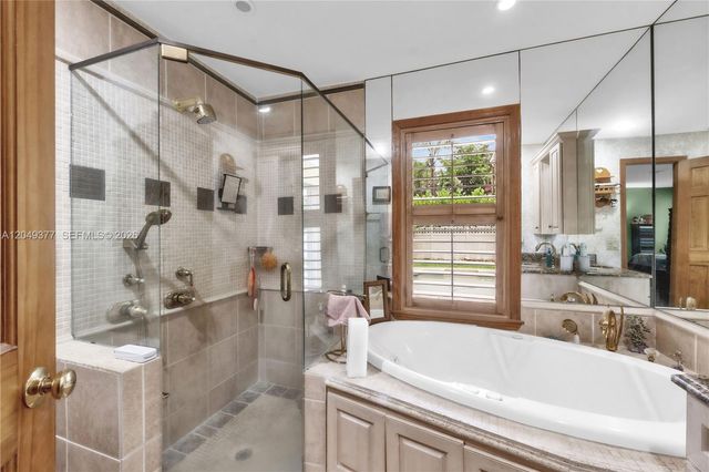 8177 NW 1st St, Coral Springs, FL 33071