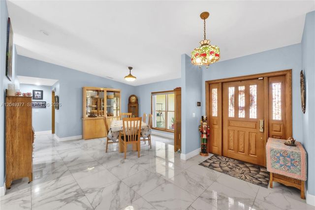 8177 NW 1st St, Coral Springs, FL 33071