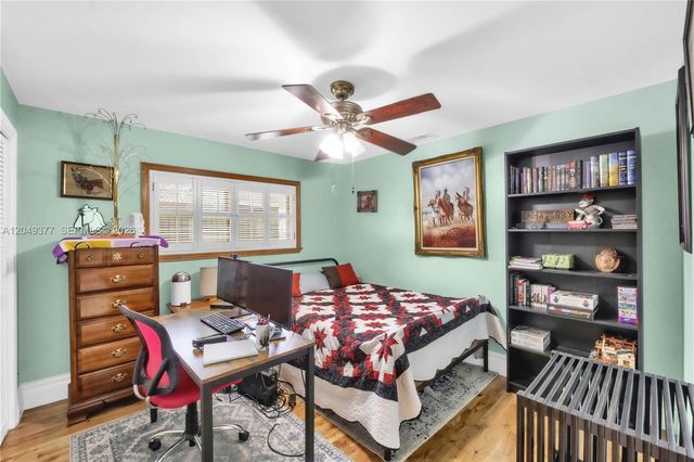8177 NW 1st St, Coral Springs, FL 33071