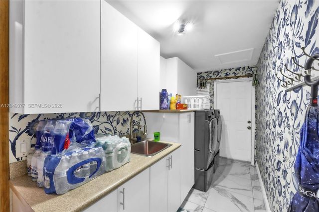 8177 NW 1st St, Coral Springs, FL 33071