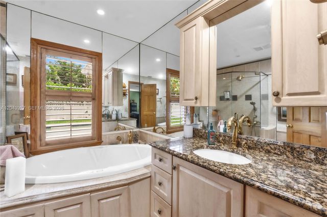 8177 NW 1st St, Coral Springs, FL 33071