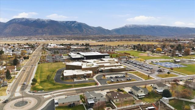 4047 S 2175 W, Roy, UT 84067