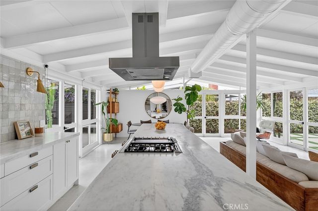 3065 Stevely, Long Beach, CA 90808