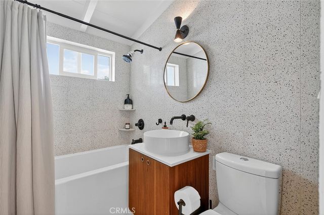 3065 Stevely, Long Beach, CA 90808