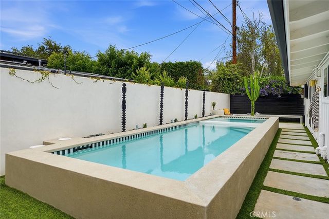 3065 Stevely, Long Beach, CA 90808