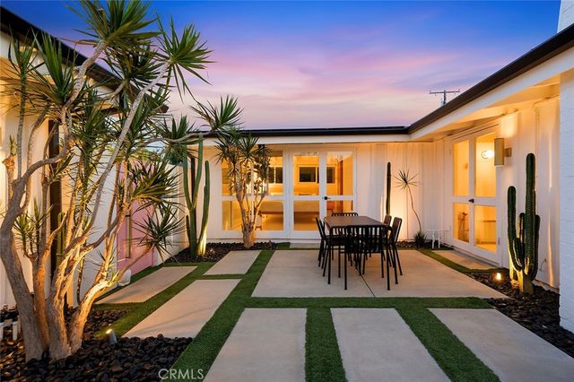 3065 Stevely, Long Beach, CA 90808