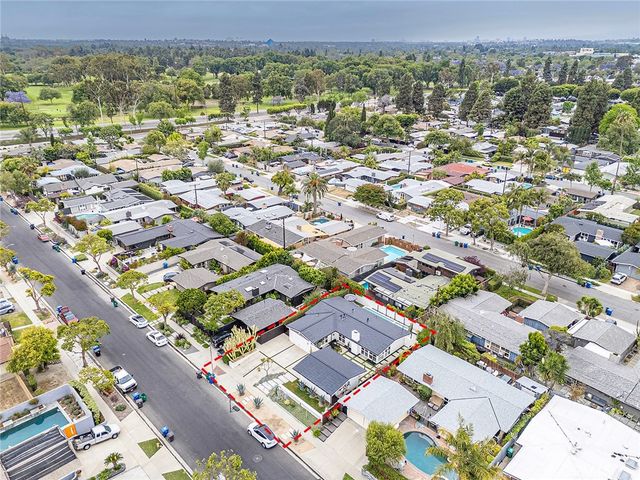 3065 Stevely, Long Beach, CA 90808