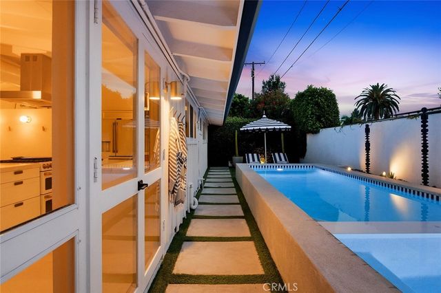 3065 Stevely, Long Beach, CA 90808