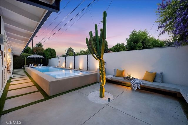 3065 Stevely, Long Beach, CA 90808