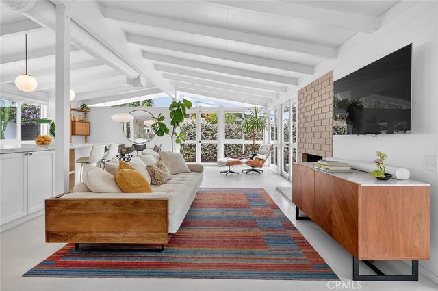 3065 Stevely, Long Beach, CA 90808