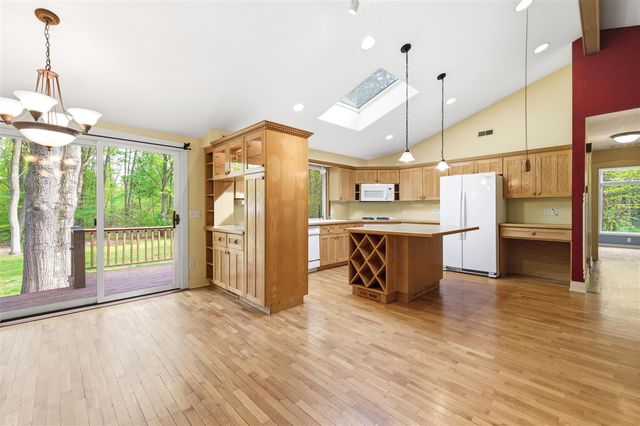 13970 Hollywood Boulevard, Three Oaks, MI 49128