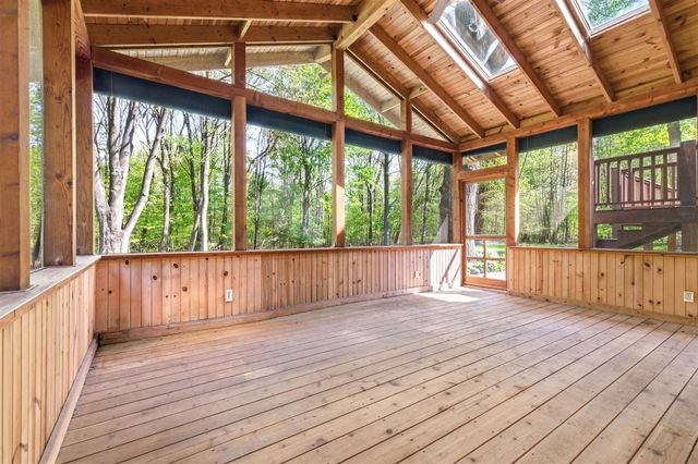 13970 Hollywood Boulevard, Three Oaks, MI 49128