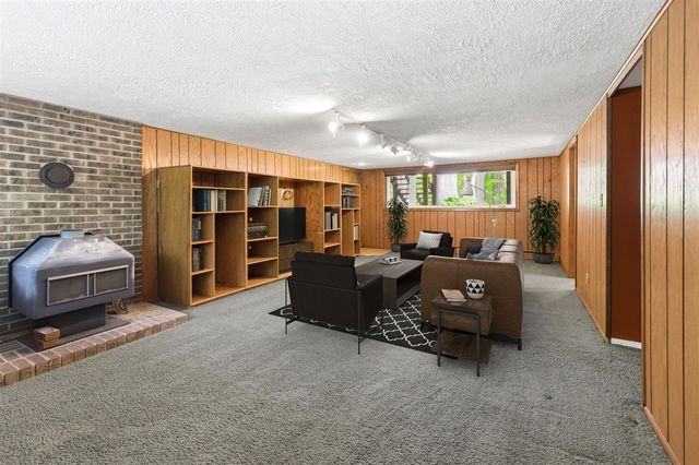 13970 Hollywood Boulevard, Three Oaks, MI 49128