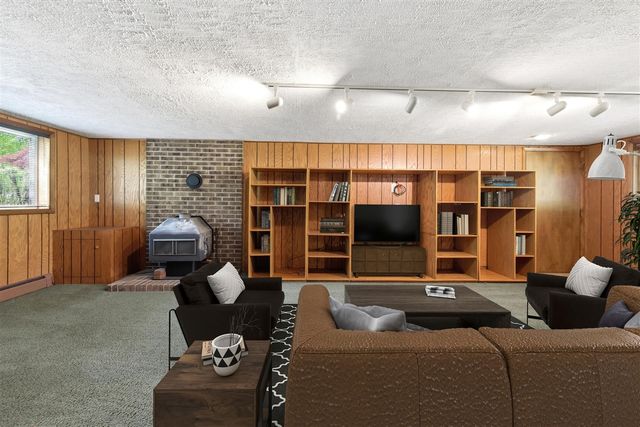 13970 Hollywood Boulevard, Three Oaks, MI 49128