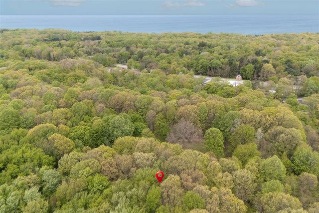 13970 Hollywood Boulevard, Three Oaks, MI 49128