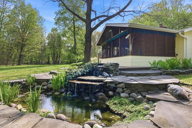 13970 Hollywood Boulevard, Three Oaks, MI 49128