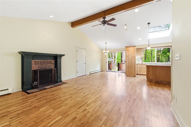 13970 Hollywood Boulevard, Three Oaks, MI 49128