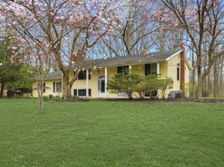 13970 Hollywood Boulevard, Three Oaks, MI 49128