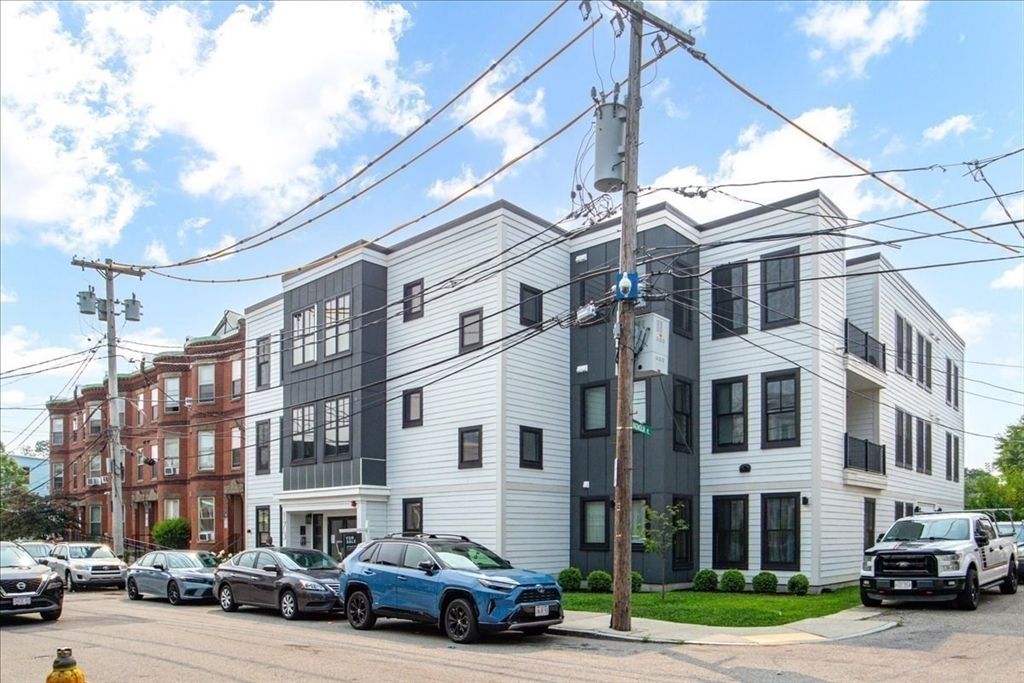 173 Magnolia St 5, Boston, MA 02125