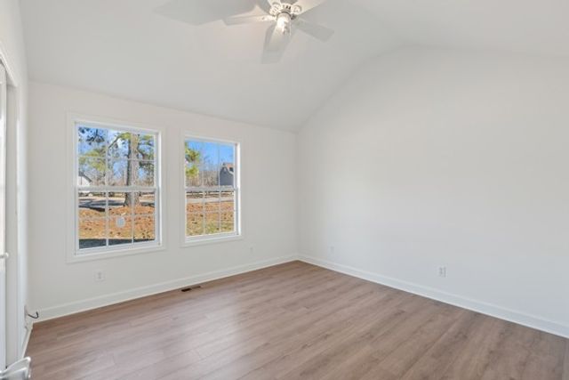 5805 Washer Rd, Lyles, TN 37098