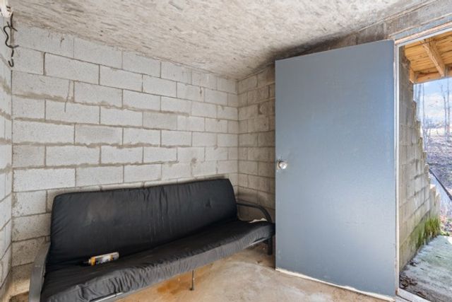 5805 Washer Rd, Lyles, TN 37098