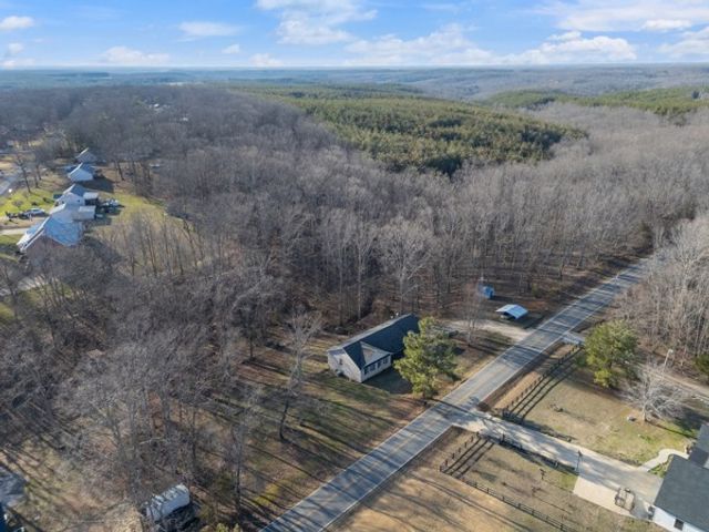 5805 Washer Rd, Lyles, TN 37098
