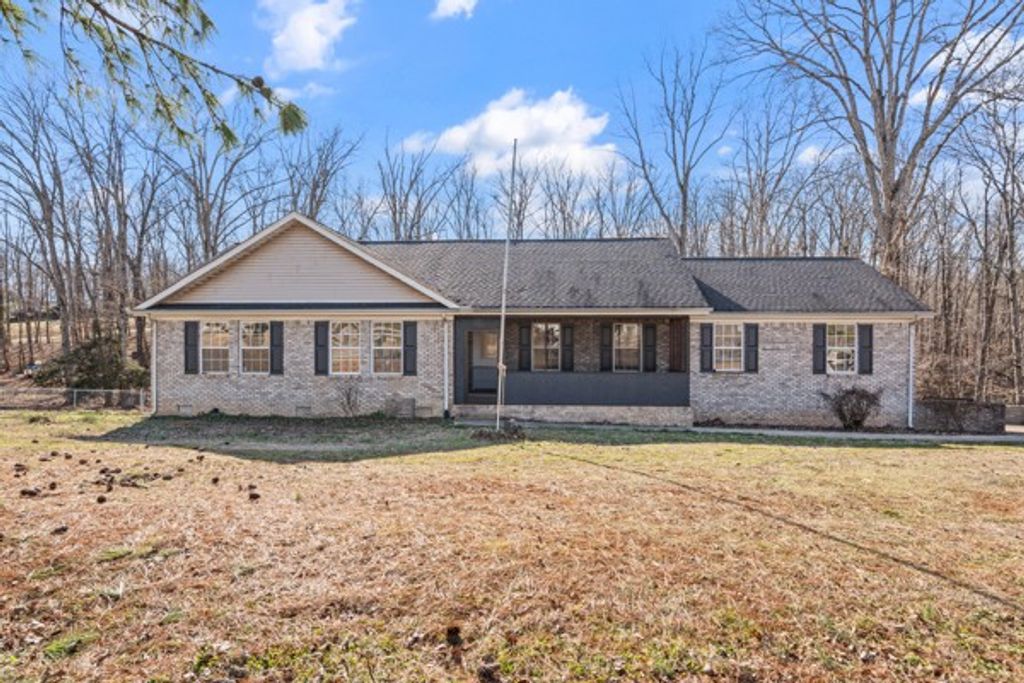 5805 Washer Rd, Lyles, TN 37098