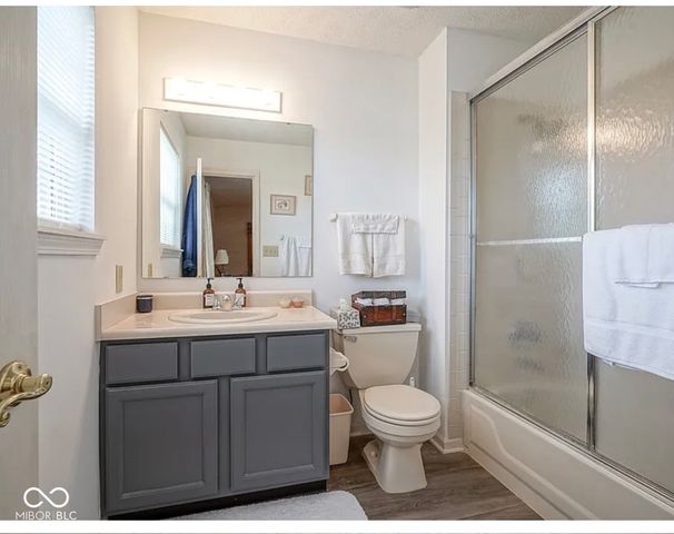 11052 Oakspring Drive, Indianapolis, IN 46239