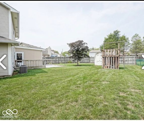 11052 Oakspring Drive, Indianapolis, IN 46239
