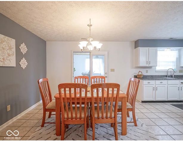 11052 Oakspring Drive, Indianapolis, IN 46239