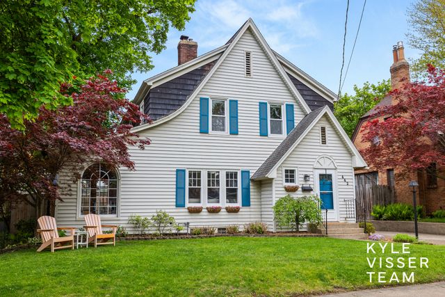 442 Mulford Drive SE, Grand Rapids, MI 49507