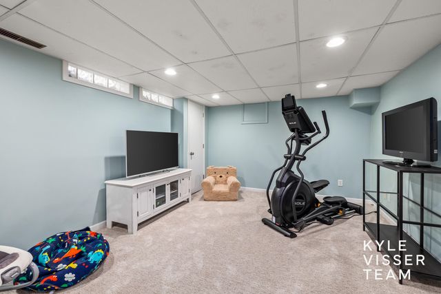 442 Mulford Drive SE, Grand Rapids, MI 49507