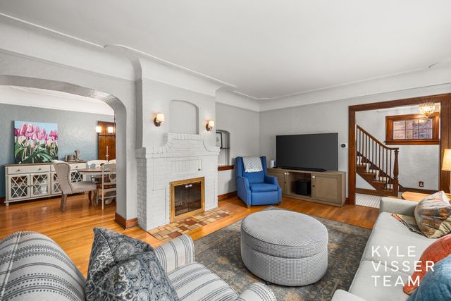 442 Mulford Drive SE, Grand Rapids, MI 49507