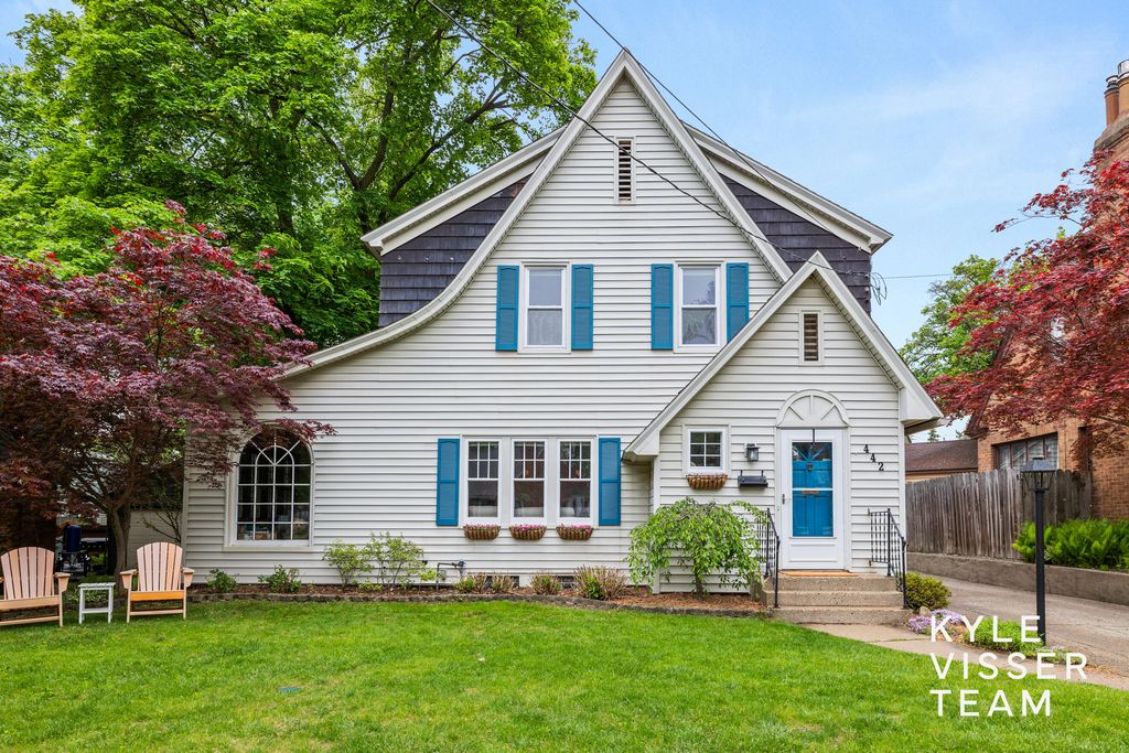 442 Mulford Drive SE, Grand Rapids, MI 49507