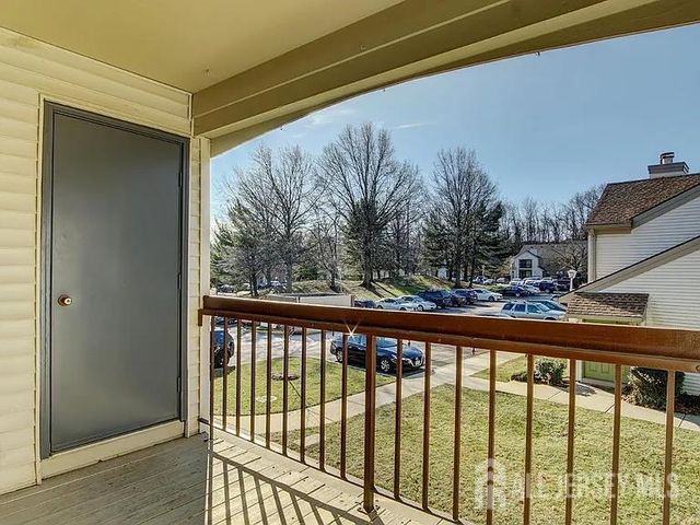 203 Sunshine Ct Court, Parlin, NJ 08859