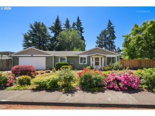 292 Nw MERLE Dr, Hillsboro, OR 97124