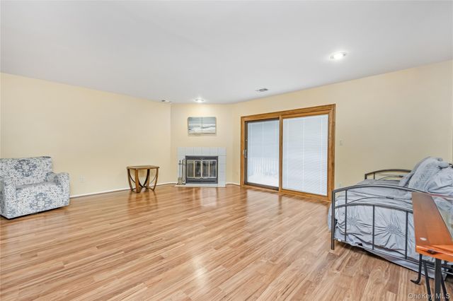 117 Laurel Lane, Wantagh, NY 11793