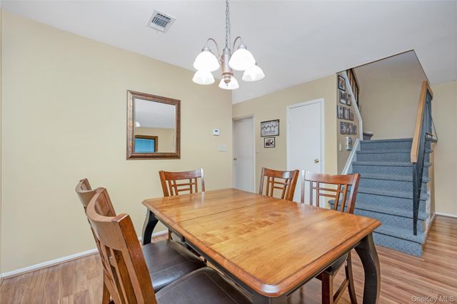 117 Laurel Lane, Wantagh, NY 11793